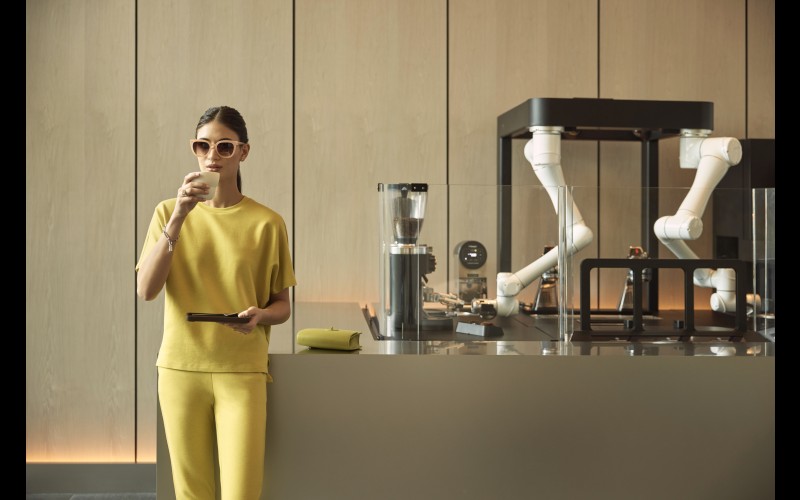 MM 23 Lobby Lounge coffee lifestyle